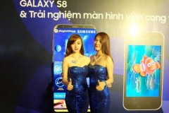 Hàng trăm người kéo đến tham gia Techoffline Trải nghiệm S8