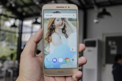 Moto M RAM 4 GB, camera 16 MP tung khuyến mãi khủng