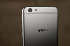 OPPO F3 có thiết kế kim loại nguyên khối thời trang