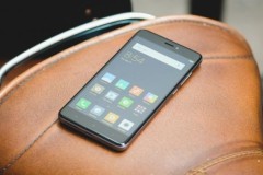Trên tay Redmi Note 4 xám nam tính và vàng sang trọng