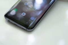 Trên tay Galaxy S8 xách tay phiên bản Xám Phong Lan