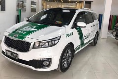 Bất ngờ với Kia Grand Sedona mang phong cách cảnh sát Dubai tại Việt Nam