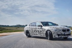 BMW M5 2018 có thể chuyển đổi giữa hệ dẫn động cầu sau và dẫn động tất cả các bánh
