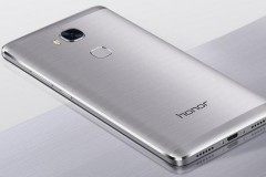 Một điện thoại Huawei Honor đạt chứng nhận của cơ quan TENAA