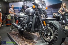 "Tân binh" Harley-Davidson Street Rod 2017 đầu tiên trình làng khách hàng Việt