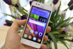 Trên tay Huawei Y3II: smartphone giá siêu rẻ 1,69 triệu đồng