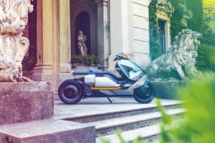 BMW Link - Xe tay ga của tương lai