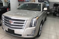 Cadillac Escalade ESV Platinum đang dần “quyến rũ” khách hàng Việt
