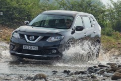 Mazda CX-5 đang làm nản lòng các đối thủ với mức giá chỉ từ 815 triệu