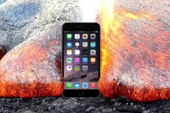 Những màn tra tấn iPhone lạ lùng mà có lẽ bạn chẳng thể tự tưởng tượng ra