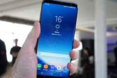 Samsung đã trở thành nhà sản xuất màn hình hiển thị cho các thiết bị di động hàng đầu thế giới