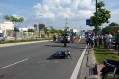 Xe máy va chạm với ô tô, 1 người tử vong trên đại lộ đẹp nhất TP. Hồ Chí Minh