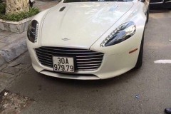 Aston Martin Rapid S đeo biển giả, chở vũ khí nóng bị bắt tại Hà Nội