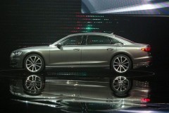 Audi A8 2018 đã thay đổi như thế nào so với thế hệ năm 2014