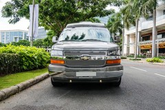 Chevrolet Express Explorer - Xe van 'hàng khủng' hiếm có giá tiền tỷ tại Việt Nam