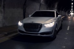 Genesis G90 2018 nâng cấp hơn với đèn LED tiêu chuẩn và hệ thống giải trí phía sau mới