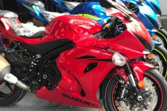 Siêu mô tô Suzuki GSX-R1000 2017 đầu tiên về Việt Nam với giá 26.200 USD