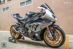 BMW S1000RR trang bị tận răng với những món vũ khí hoàng kim cực chất
