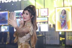 Hơn 5 triệu mà có smartphone camera kép xóa phông như 7 Plus, pin trâu, hiệu năng mạnh thì quá ngon!!