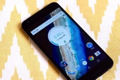 Moto X4 tầm trung, RAM 4GB, Snapdragon 660,pin 3.800mAh xác nhận thời gian ra mắt