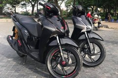 Cặp đôi Sh 2017 khoe dáng hầm hố bên bờ hồ Tây thơ mộng