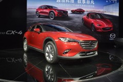"Của lạ" Mazda CX-4 2018 trình làng bản nâng cấp