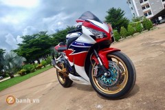 Honda CBR1000RR chú ' Bò Tót " siêu cấp đầy hung dữ và đẳng cấp