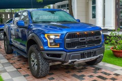 "Khủng long" Ford F-150 Raptor 2017 đầu tiên lăn bánh trên phố Hà thành