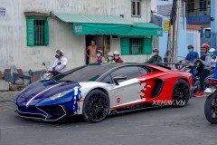 Sài Gòn: "Siêu bò" Lamborghini Aventador SV có chữ ký của Minh Nhựa thu hút mọi ánh nhìn