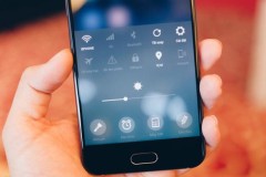 Bphone 2017 có thời lượng dùng pin đến 2 ngày