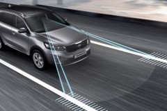 IIHS cho biết hệ thống Lane-Departure Warning ngăn chặn tới 85.000 tai nạn hàng năm