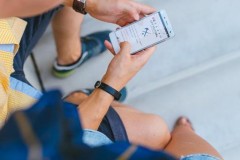 Những pha thoát chết kinh điển nhờ chiếc điện thoại