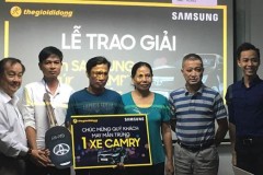 Thế Giới Di Động trao thưởng Camry 1.1 tỷ đồng cho khách mua Samsung