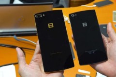 Video cận cảnh Bphone 2017 phiên bản Vàng sẽ bán ở Dubai