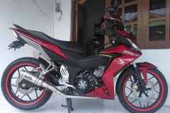 Winner 150 sự nguyên thủy ẩn mình sau nòng súng uy lực của biker nước bạn