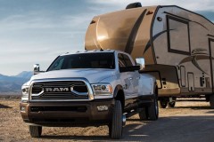 [VIDEO] Ram 3500 Heavy Duty 2018 dẫn đầu phân khúc với 1.261Nm mô-men xoắn