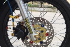 Yamaha Taurus độ kiểng cực chất ở phố biển Nha Trang