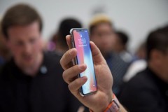 3 câu hỏi lớn chờ iPhone X trả lời