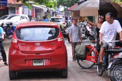 6 “mẹo” giúp lái xe an toàn trong phố đông