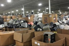 Cận cảnh 'nghĩa địa' 56 ngàn tấn TV cũ tại Mỹ