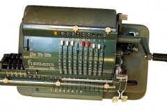 Tivi, máy giặt, ổ cứng đã tiến hóa như thế nào?