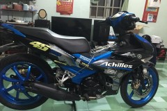 Exciter 150 độ đầy cứng cáp với dàn chân kẻ khủng lồ