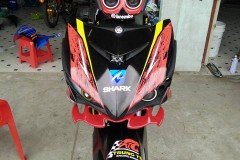 Exciter 150 độ dữ dội với phong cách cá mập đỏ lên bờ