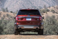 Ford dính bê bối ém thông tin khí xả lọt vào cabin Explorer