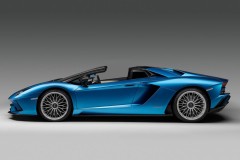 Lamborghini Aventador S bản mui trần tuyệt đẹp lộ ảnh trước ngày ra mắt