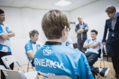 LMHT: C9 Sneaky bày tỏ muốn được đối đầu với SKT T1, EDG và ahq