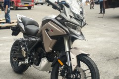 Loncin DS8 moto đi phượt giá rẻ của Trung Quốc khá giống CB500X