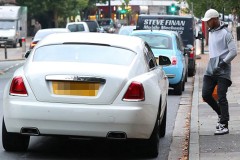 Lương khủng, sao của câu lạc bộ Liverpool đi xe gì?