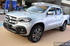 Mercedes giới thiệu 2 phiên bản của chiếc bán tải X-Class đến công chúng