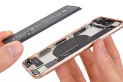 Mổ xẻ iPhone 8, người ta tìm thấy nhiều điều thú vị